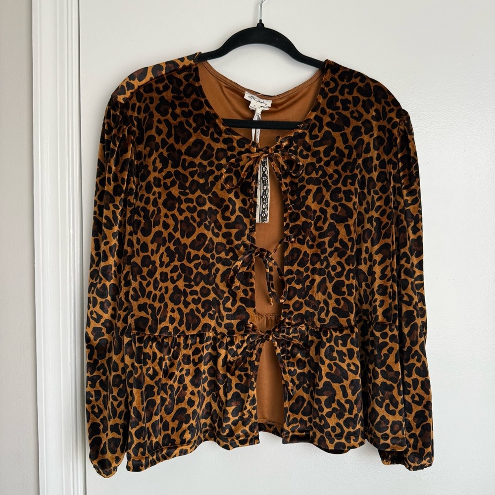 NEW Ultra Pink Leopard Print Tie Front Peplum Top Size XL Long Sleeve Boho Chic